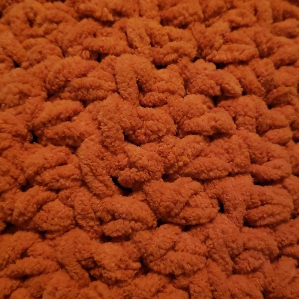 NEW- Handmade Chunky Fall Blanket- Burnt Orange - Picture 6 of 6